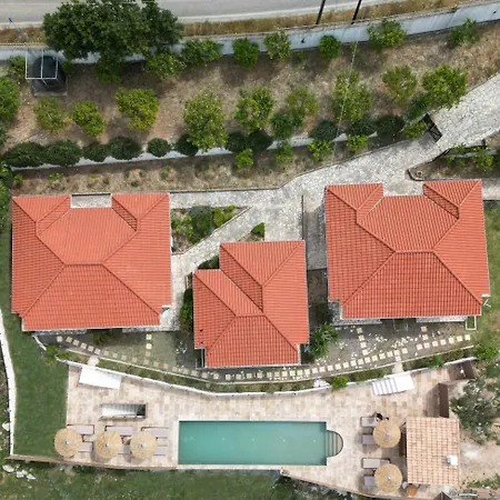 Lorraine's Style Studios, Swimming Pool And Bbq Only For Guests Apartment Lourdata (Kefalonia)