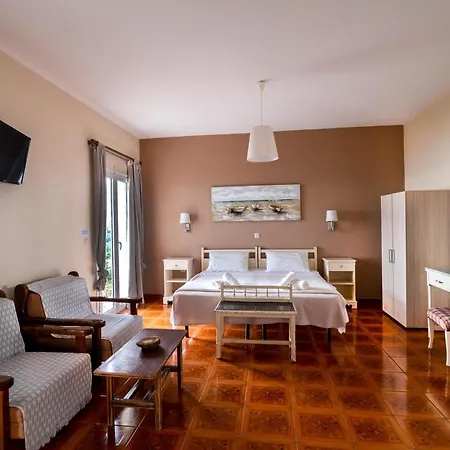 Lorraine's Style Studios, Shared Swimming Pool And Bbq Only For Guests At Simotata Village Διαμέρισμα *